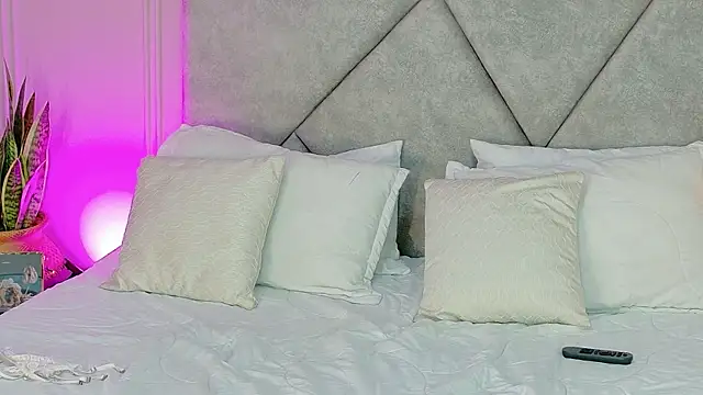 AngelySantoss' Live XXX Chat