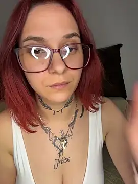 XXX chat uživo modela jebise23