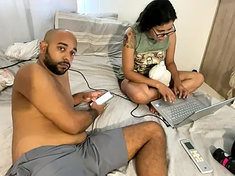 Sexicouple05 Chat XXX in diretta