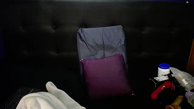 XXX chat uživo modela Cata_black