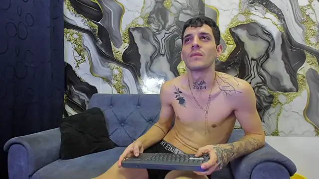 boy_max_latin Live XXX-Chat