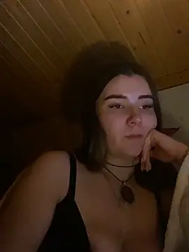 Онлайн чат XXX mewKate