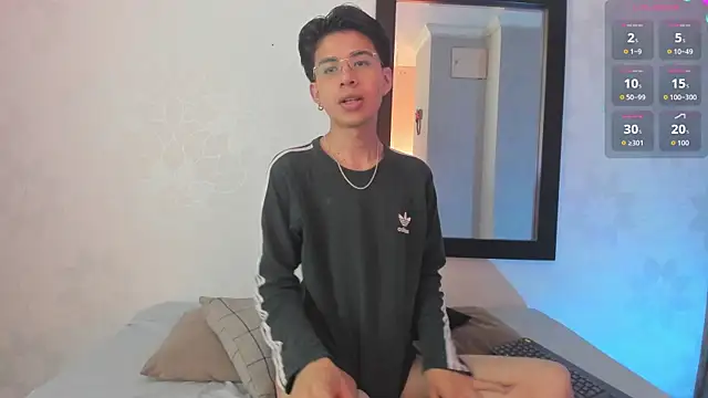 youn_rider Chat XXX live