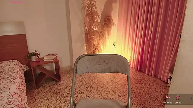 XXX chat uživo modela Meganlux1