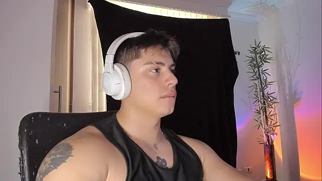 Giordano_Russo Pertunjukan Webcam