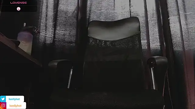 Pokazy przed kamerką – KenllyH