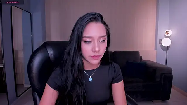 دردشة AmaliaCrus الجنسية المباشرة