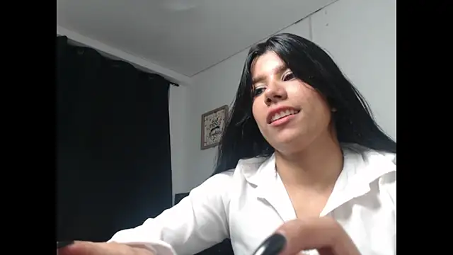 แชท XXX สดของ AlejandraScott