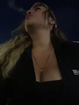 Živý XXX chat miss_berlyn