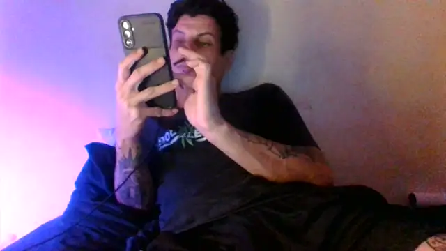 Icepappi XXX чат на живо