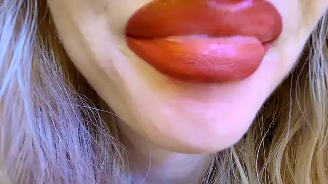 Politeeliza's Live XXX Chat