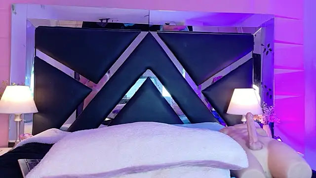 Veronica_Nasty_ Chat XXX in diretta