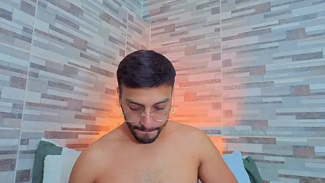 joelcallvil1 Adlı Modelin Web Kamerası Şovu
