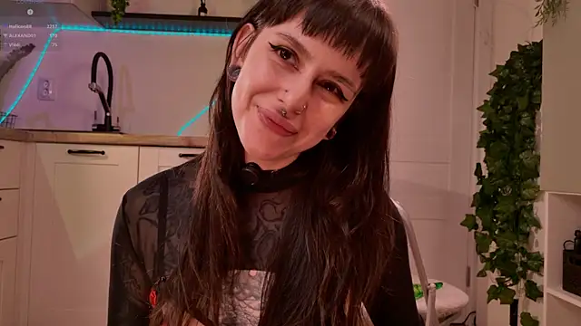 MichaellaMoon live XXX chat