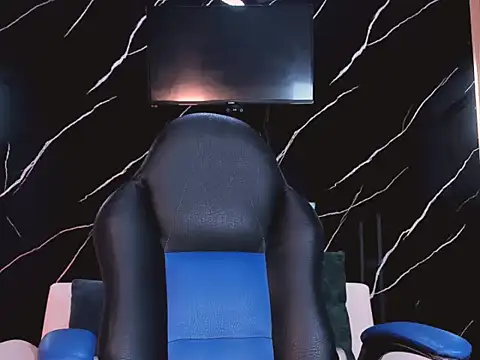 Онлайн чат XXX Coleth_Foster
