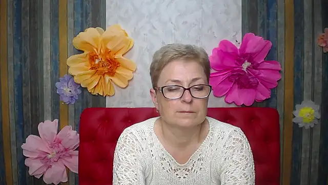 EmiliaGree Chat XXX in diretta