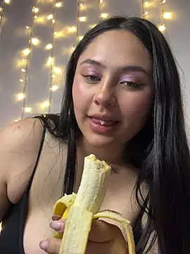 Siena_kai – Naživo XXX chat