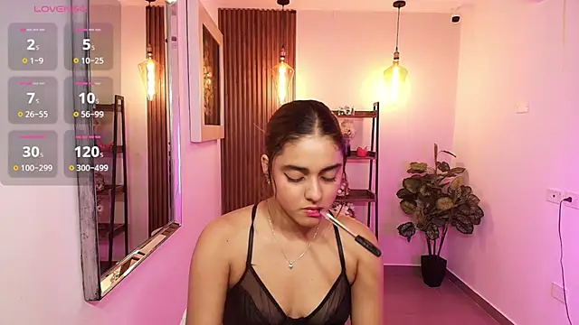 _Lucy_Grey_ Chat XXX live