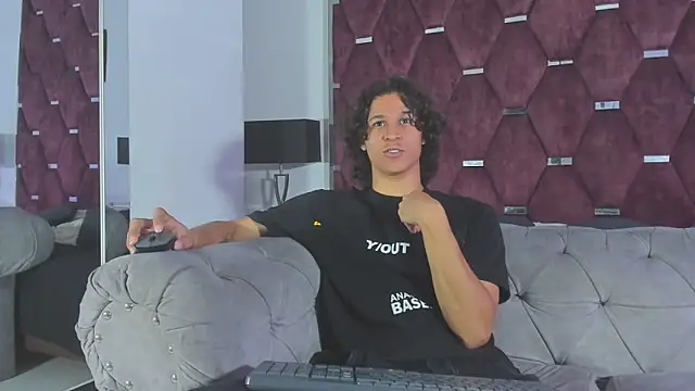 TonyBenedetti webkamerás műsora