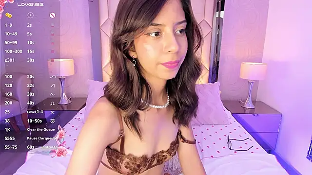 AriRose's Live XXX Chat