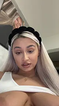 Kylie_One Chat XXX live