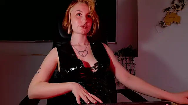 ClaireMathis Chat XXX in diretta