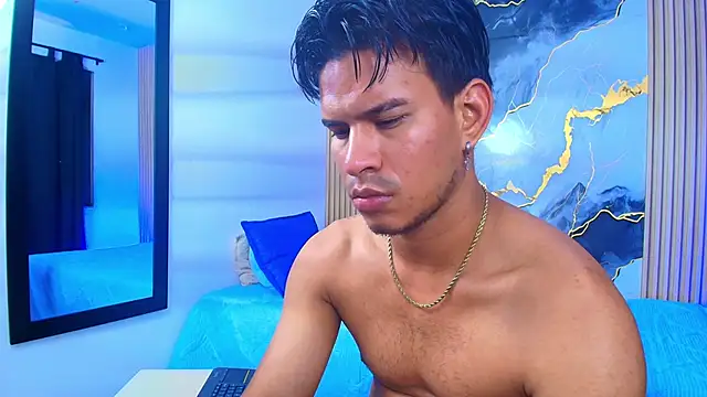 XXX chat uživo modela JacobWolf__