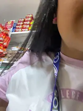 Annie_Alicee লাইভ XXX চ্যাট