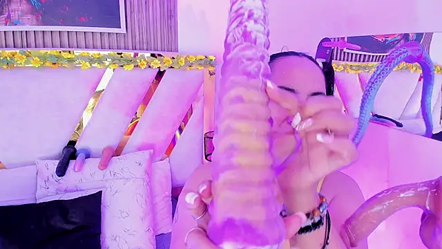 دردشة Luna_Naughty1 الجنسية المباشرة