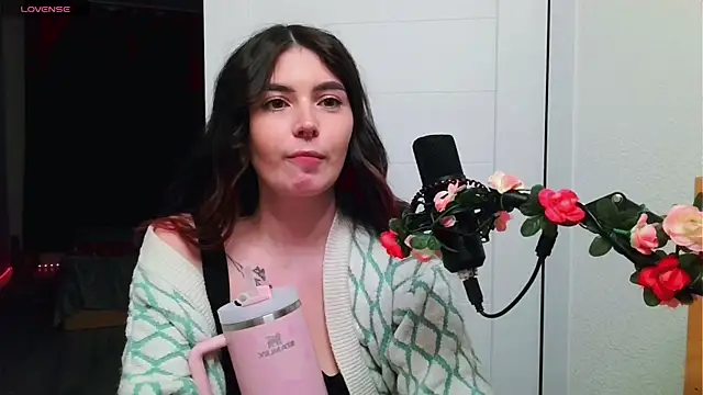 peachyness Adlı Modelin Canlı XXX Sohbeti