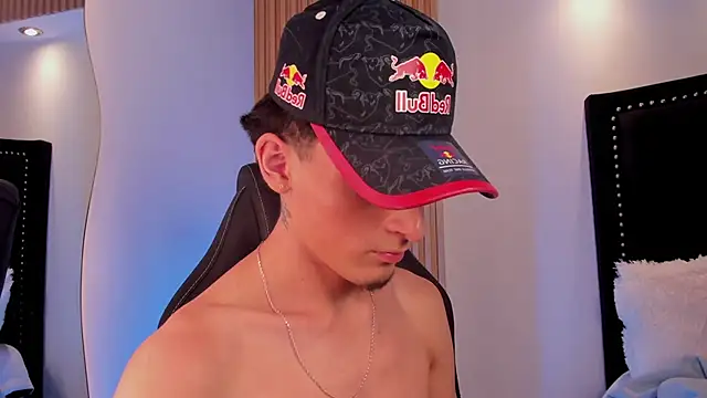 MateoMitchell 在線直播表演