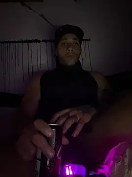 Show modela Mohdollmen na web-kameri