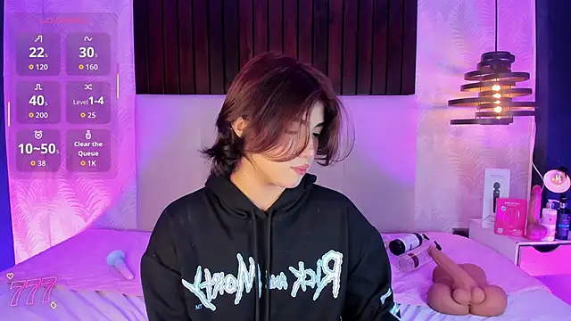 Creamy_Angelo XXX чат на живо
