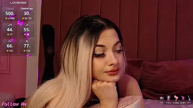 PinkySparks' Live XXX Chat