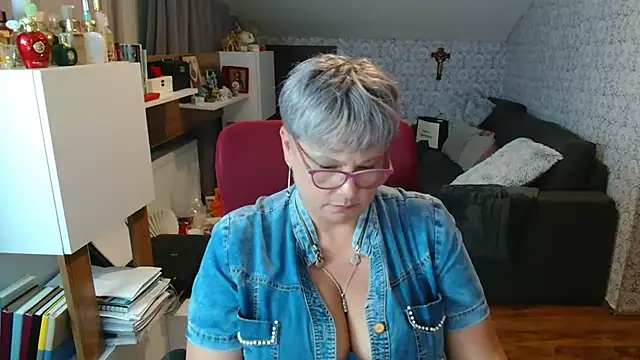 bigtits4you Chat XXX in diretta