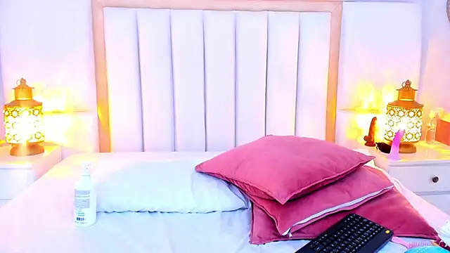 Czat XXX na żywo – LaylaaDoll