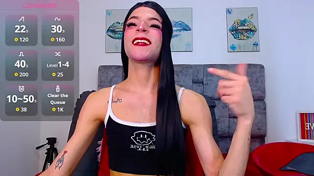 חדר צ'אט בשידור חי של Realbadbxtch_