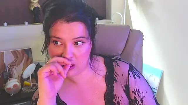 Malika_uAngel Adlı Modelin Canlı XXX Sohbeti