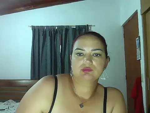 Roja_tentacion's Live XXX Chat