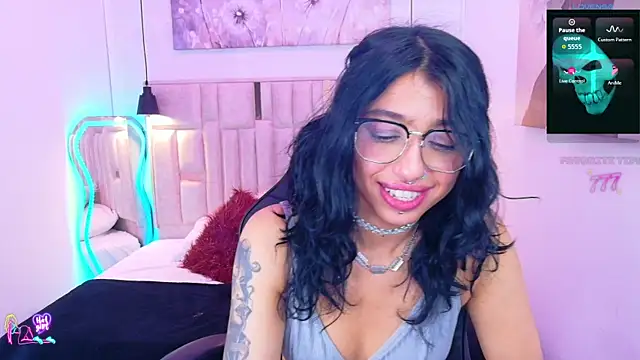 REDHOTTER_ – Live XXX-chat