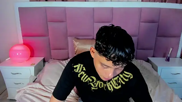 Nathanbelll 现场XXX聊天