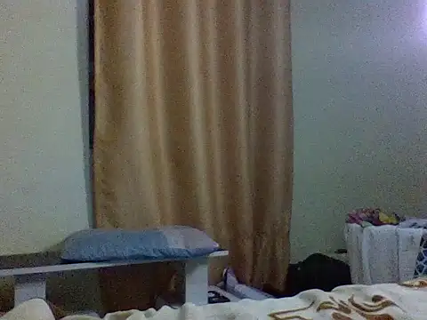 evalyne01's Webcam Show