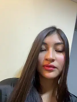 Aylin-fire's Webcam Show