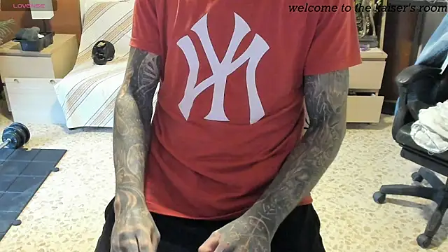 XXX chat uživo modela kaiser679_