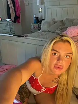 Irish_BarbieMilfx Adlı Modelin Canlı XXX Sohbeti