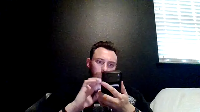 Tallhungcloudyyy's Live XXX Chat