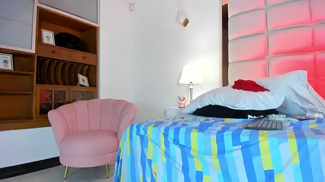 Taylor_Royal_ Show Webcam