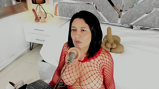 Slut_Milf_ 即時 XXX 聊天