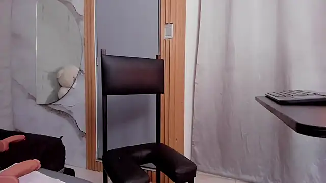 rosalia-04 Live XXX-chat