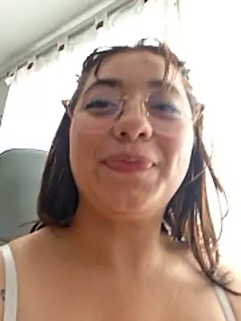 Show de Laury_ro6 na webcam